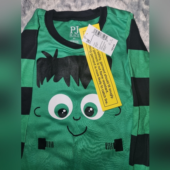 NWT Childrens Place Unisex PJS - Picture 2 of 2